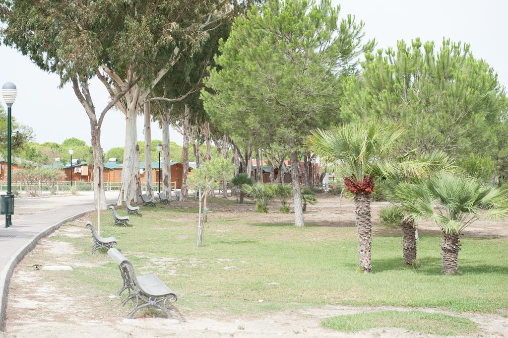 Alojamiento Rural Coto De La Isleta El Puerto de Santa Maria Exterior photo